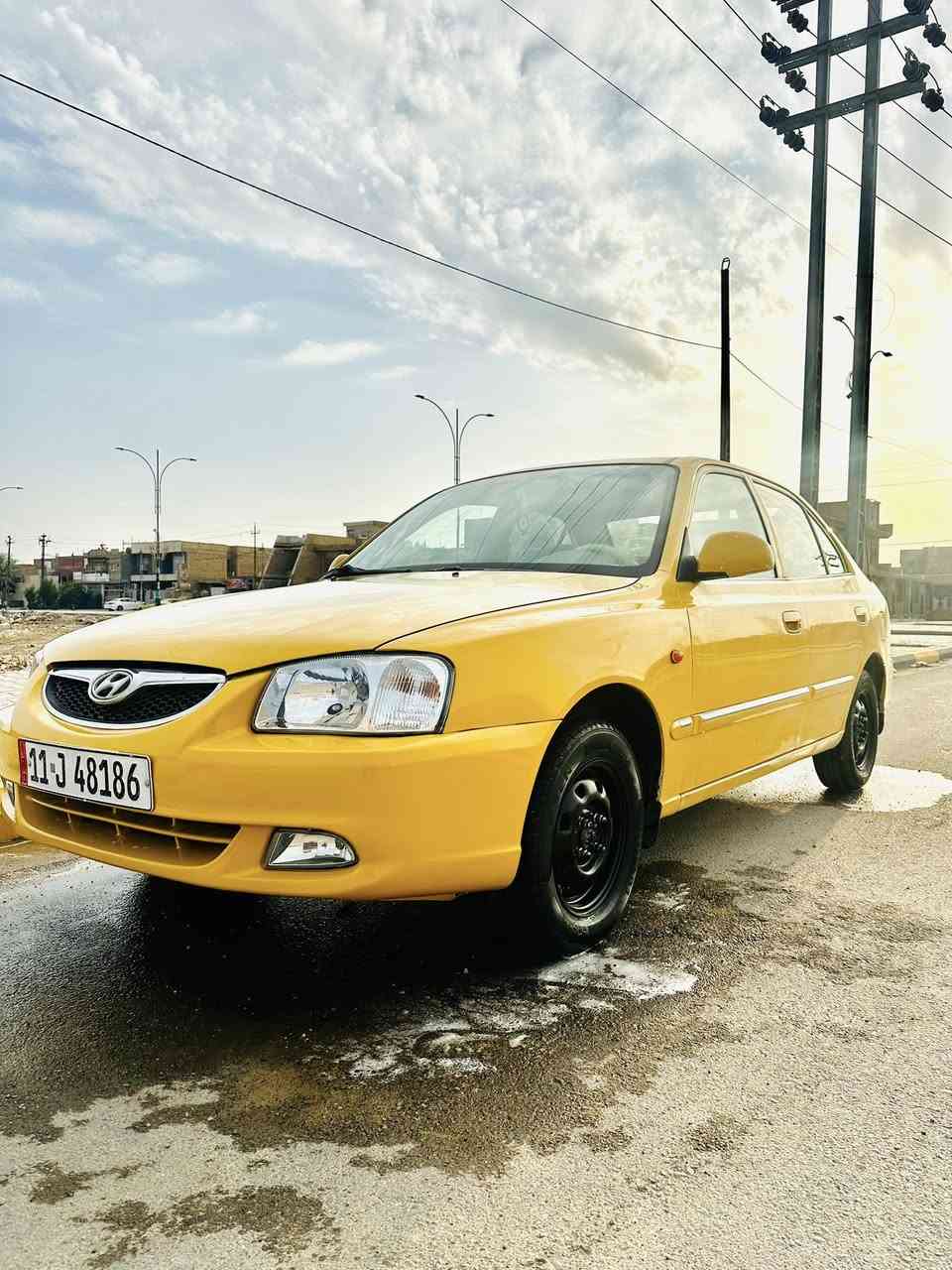 السلام عليكم 🫡 
فيرنا 2014
رقم بغداد بسمي 
تخم تاير تبريد تدفئه 
بيه طخه بالجاملغ الامامي وراجع بارد 
سعرها 78 وبيه مجال مكاني واسط الخاجيه 
***********
