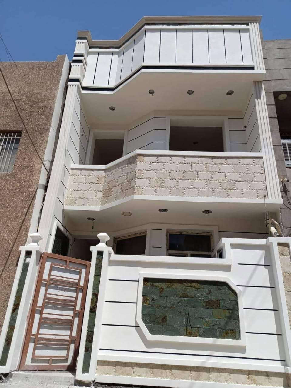يوجد لدينا كادر متميز 

لعمل الواجهيات والبخ والصبغ والنثر والطلس بكافه التصاميم

كادرنا من الانبار نعمل بنصام الكرسته والعمل او العمل فقط

باسعار مناسبه جدا وبعمل درجه اولى

للاستفسار خاص او الاتصال ***********
