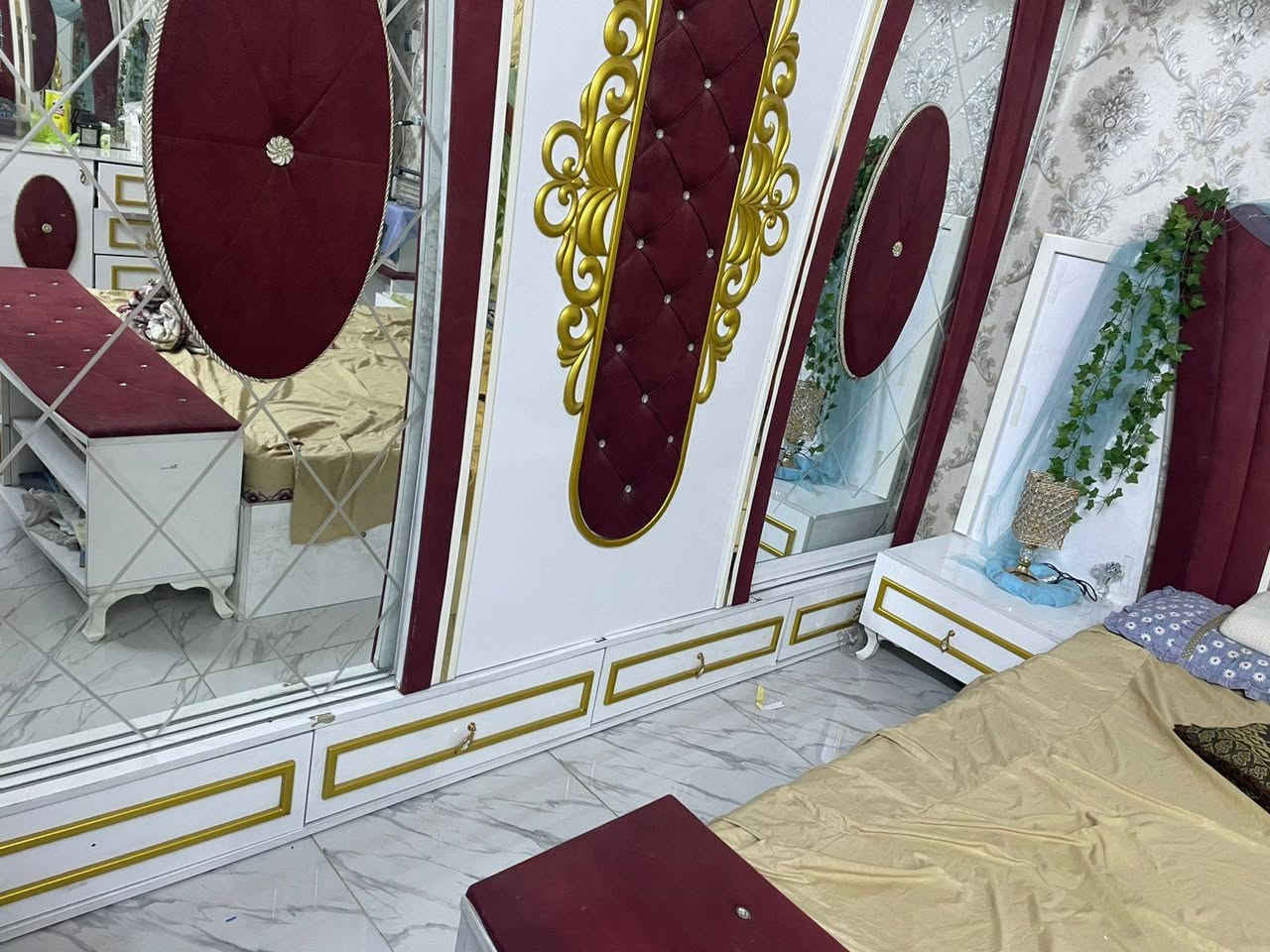 غرفة اخشاب نظيفة 8 قطع 
السعر 350 الف وبيها مجال


**إذا كنت صاحب هذا الإعلان وتريد حذفه لأي سبب، رجاءا أرسل رسالة إلى الدعم الفني**