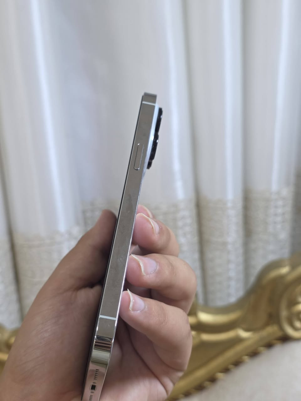 ايفون 14 برو ماكس ياباني ذاكرة 256 نسبة البطارية 84 جهاز نظيف حيل جلخ مابي السعر 850 وبي مجال 
الرقم للتواصل : ***********
