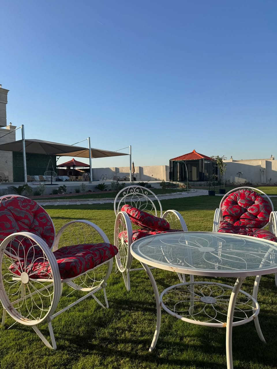 الخميس متوفر حجز لدينا صباحي ومساءي يوم 1/1
دوره 
***********
