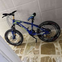 عندي هذا البسكل للبيع وهذا رقمي على الواتساب 07702786719