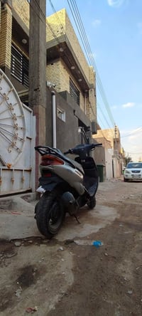 اكزز • ياباني • بطارية وكابريته