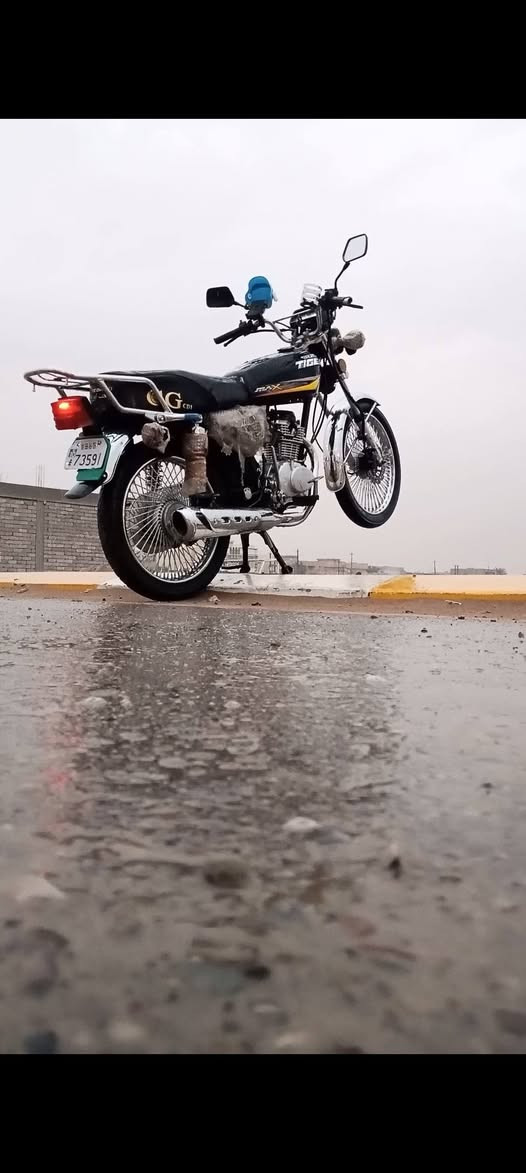 السلام عليكم دراجه للبيع موديل 2023شرط كهربائيات كلهه شغالة دراجه متحط عليهه ربع السعر 550وبي مجال ***********/***********مكان تكريت
