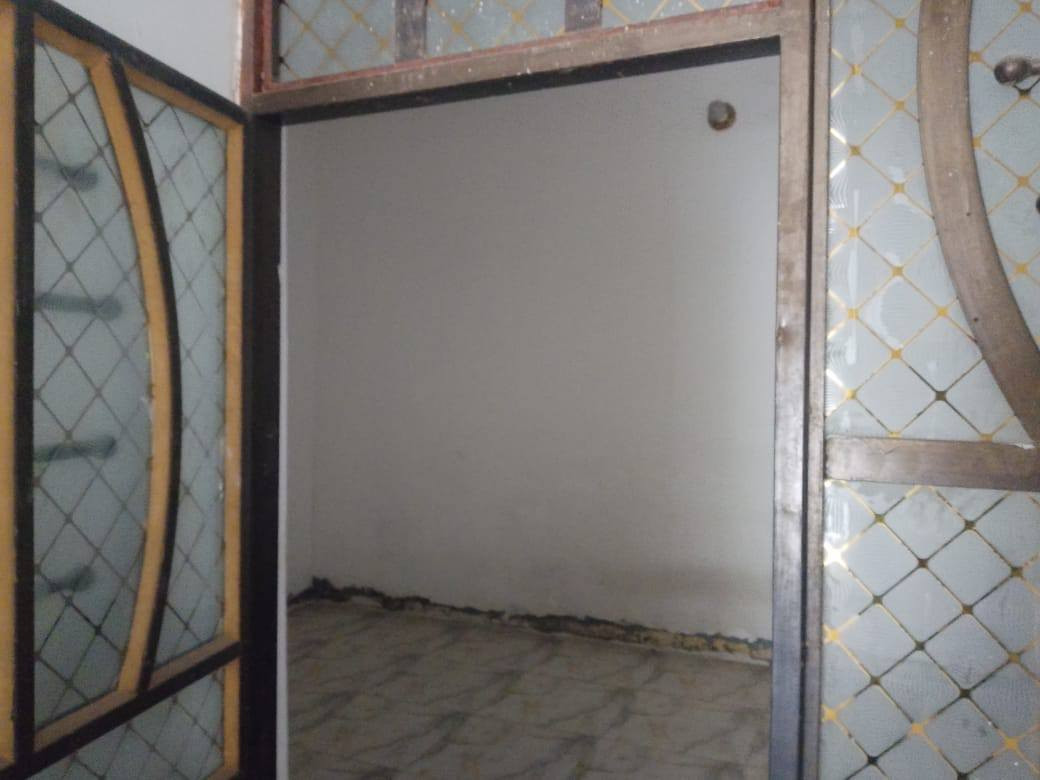 السلام عليكم
بيت للبيع المساحة 60 متر طابقين  طابو ملك صرف اباب الشيخ بنا 

جديد السعر 65 وبي مجال قليل رقم صاحب الدار *********** غير متواجد ع فيس
