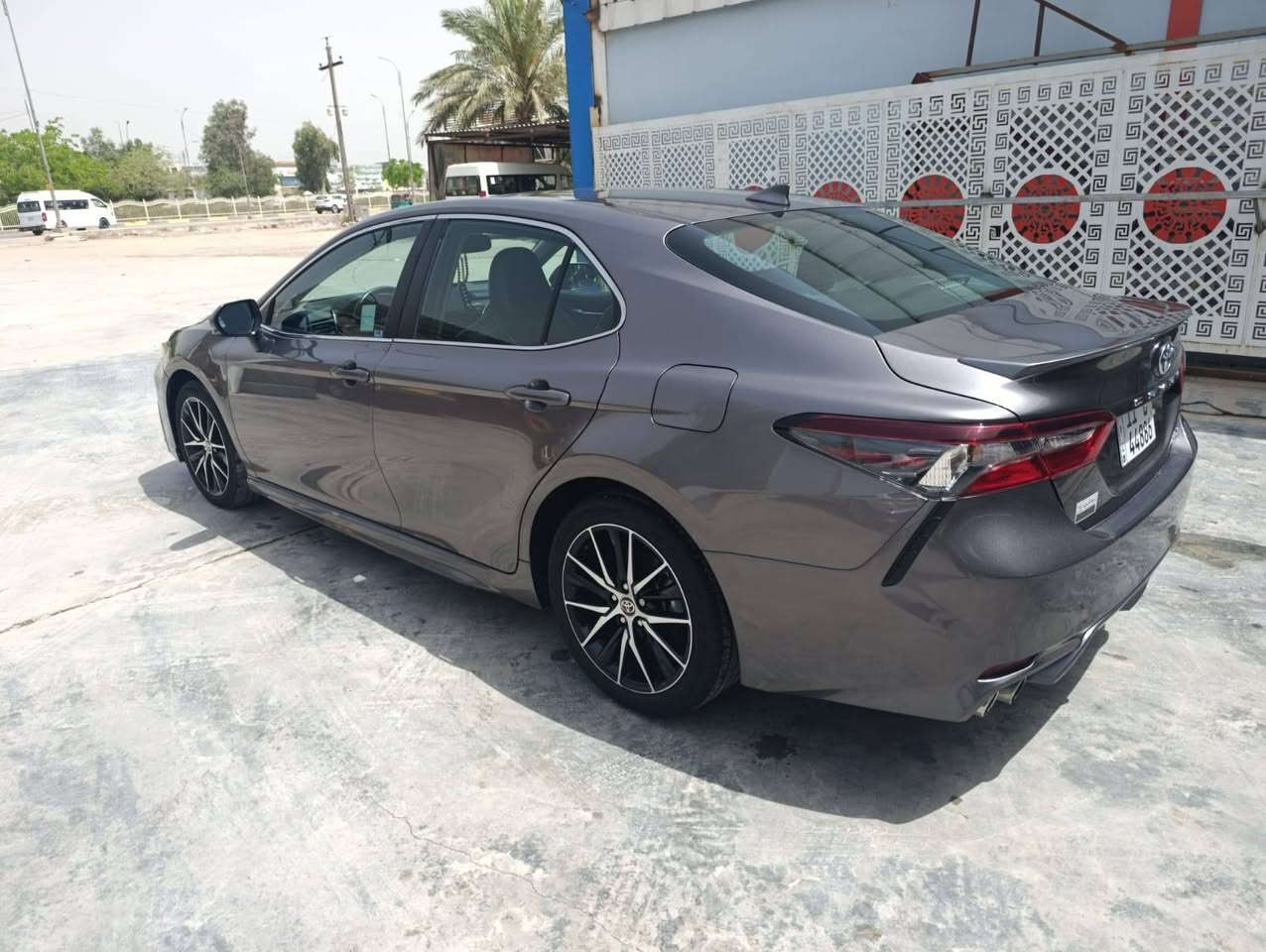للبيع كامري هايبرد موديل 2024 رقم بغداد سيارة مواصفات se حادث بس بارد بل بنيد ماشيه 29 مكان سيارة ديالى بعقوبه الصناعه الثالثة ***********
