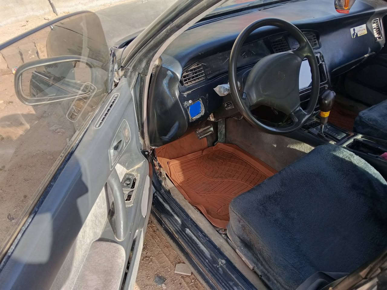 السلام عليكم بطه متصل رقم انبارتحويل سنويه صاقطه 20مكينه فيفي تي كيرشرط حداديه ظعيفه  مصبوغه عام جماليه تخم تاير غرفه جديده كفاله كصه ونقل ظربه للبيع او مروس حسب القناعه السعر 48موديل 1992مكاني كربلاء ***********
