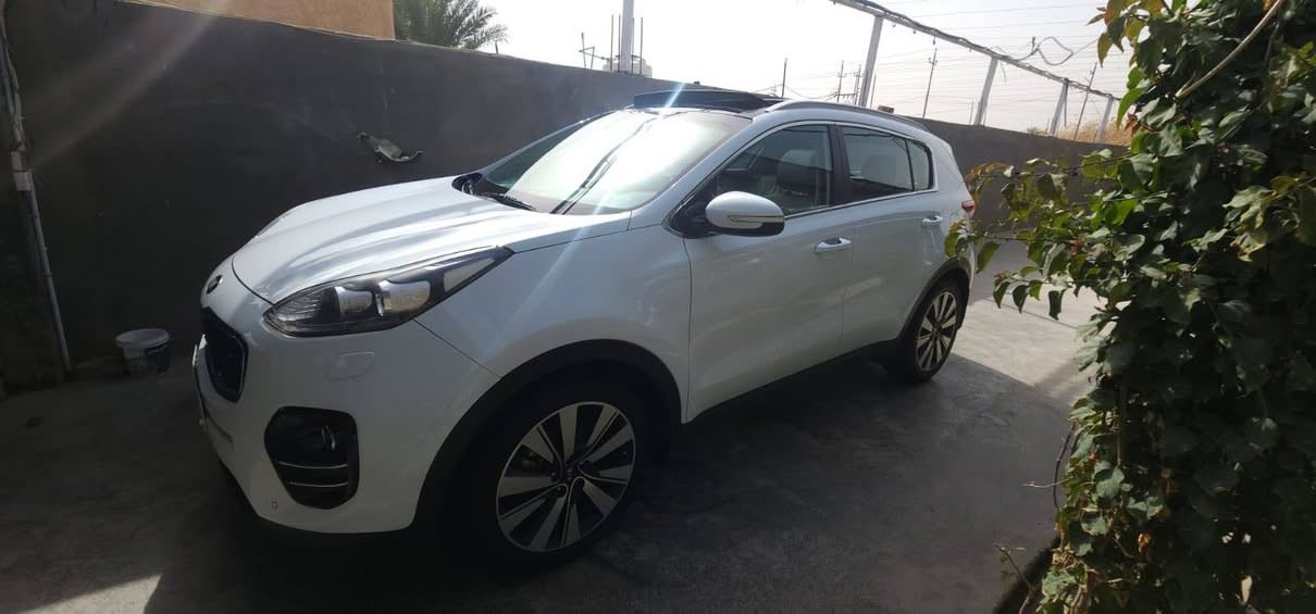 السلام عليكم ورحمه الله وبركاته
للبيع او للمراوس حسب الرغبه 
سبورتج ٢٠١٧ خليجي فول مواصفات 
كفاله عامه من كلشي سيارة وضع شركه من الرقم لرقم ماشيه ١١٠ الف كيلو متر
محرك وكير وحدادية وضع شركه شرط
فئه السيارة _GE_
بانورما 
زراك لاتيت 
مري شفط 
اشاير بلمري
حساس امامي خلفي 
كشنات جلد 
كشنين كهربائي 
مود درايف 
كامرة دوارة 
لايت داينمك 
السيارة كارتون وجديده وتخم تاير زيرو بيها 
للستفسار اكثر اتصل *********** 
مكانها بابل المسيب
