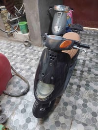 للبيع منغولي نثيه مفتوحه بستم فقط لايت امامي شغال قفل سكان اشاير عوزهن...