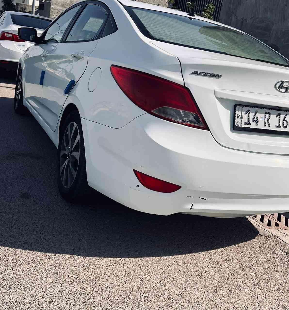 سلام عليكم
هونداي اكسنت للبيع 2016 
رقم بصره حره تحويل ثاني يوم سنويه جديده
1.600v 
 بيهه 3 قطع جاملغ امامي ثنينهن وبنيد وبارد بلباب 
السعر : 78 وبيه مجال قليل 
📍حي الغدير ياسين خريبط 
***********

