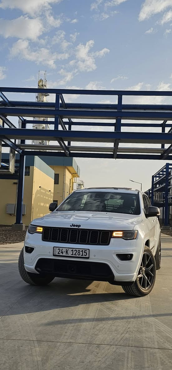 جيب كراند شيروكي كلين تايتل فول مواصفات ابو الرادار مرقم شمالي سنويه باسمي كفاله من اي ضرر تحويل باسم المشتري 
***********
المهندس
