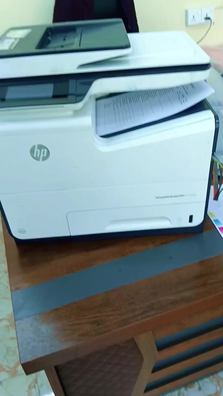 للبيع طابعة HP 577
موديل: B577 50DY
طابعة متعددة الوظائف (طباعة / نسخ / سكانر)
مناسبة للمكاتب وحالتها ممتازة 👍
💰 السعر: 650 ألف (بيها مجال)
📞 للتواصل: ***********
