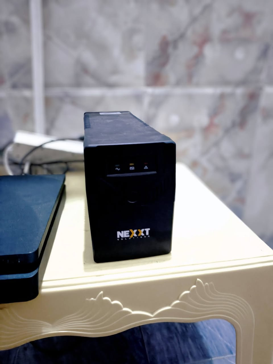 السلام عليكم 
عندي بلي ستيشن 4 سلم (نظيف وغير مفتوح) اونلاين للبيع 
ابيع وياه UBS 
وحساب بلس 3 اشهر تنزل العاب البلس بدون قرص وتلعب أونلاين
سبب البيع عدم التفرغ والانشغال بالعمل والدراسة
للتواصل واتساب ***********
