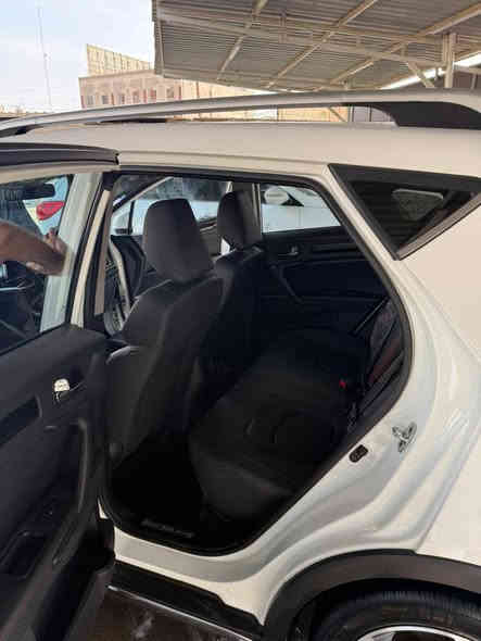 جاك s3 فول 2023 كشنات جلد تحكم فايبر كلاس الباب رادار محيط بكل سياره موصفات عاليه الدقه ماشيه 38 مكفوله سياره وبعدها بظمان الشركة ألسعر 17 مليون وبيها مجال  رقم بغداد وسكني بغداد للستفسار اتصل ***********
