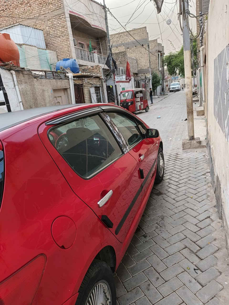 سلام عليكم رجا لاتكسر بالسعر
بيجو فرنسي 307 لون احمر رقم بغداد بسم صاحبها موجود حي يرزق... سياره نضيفه وتعبان عليها بيها بعض الملاحظات بيها اشخوط بالباب الخلفي للسايق وبيها طعجه بصف الصندوك زغيه.. تبريد شغال شاشه ايباد  تخم تاير جديد.._كير اتو_ سياره كدامك وشوفها تجي تفحص بعينك  مكاني بغداد مدينة الصدر الجوادر سعر السياره 57 وبيها مجال حك الجيه واسف على الاطالة......


**إذا كنت صاحب هذا الإعلان وتريد حذفه لأي سبب، رجاءا أرسل رسالة إلى الدعم الفني**