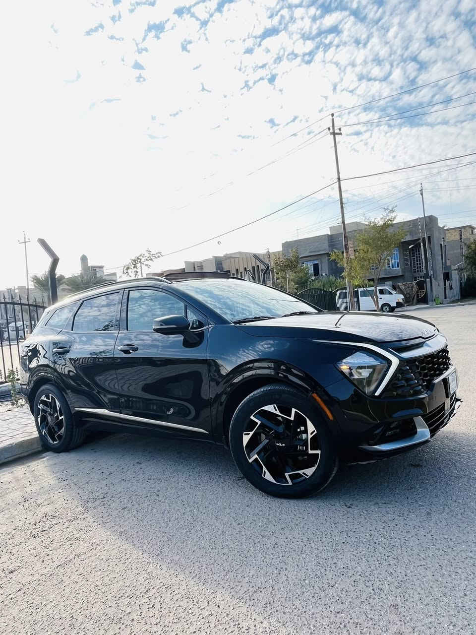 السلام عليكم سبورتج برستيج دخول جديد منفيست بأسمي موديل 2025 حجم لارج فئة 4X  اعلى المواصفات بيها فول من كل شي سياره بيها صبغ 4 قطع بجم كبس وبدون ايرباك لغد شاصي تبريد راديترات سليم

سيارة جديده ماشيه 16 الف محرك ٢٥٠٠ 

بانوراما طگتين

كشنات جلد رياضي

جنطة گهرباء وتفتح من تقترب منها

بصمة ابواب وتشغيل وجنطة

فور ويل

تشغيل عن بعد

كراسي كهرباء

تدفئة كشنات تبريد كشنات

ستيرن تدفئة وجلد خياط

خزن كشن السايق ميموري

اشاير بالمري

 لايت اوتو

 اطفاء ذاتي

تبريد قطعتين 

 نزول منحدرات

مانع تزحلق

انظمة قيادة 

بلوجكترات

شاشة كبيره متصله وشاشة تبريد متغيره

عدادات ديجيتال

شحن موبايل امامي وبالكشنات الخلفيه

بل كار بلي واندرويد وكافة الخدمات

شحن وايرليس

انارة داخليه لمس

 لايت زينون لد امامي

بك لايت لد

حساسات خلفيه اماميه

رادارات جانبيه اماميه خلفيه

ويل كب حجم 19 

توقف ذاتي

هاند بريك دگمة

 وبعد بيها هواي مواصفات

السعر 170 وبيها مجال بسيط

بغداد تقاطع درويش شهداء السيدية
***********
