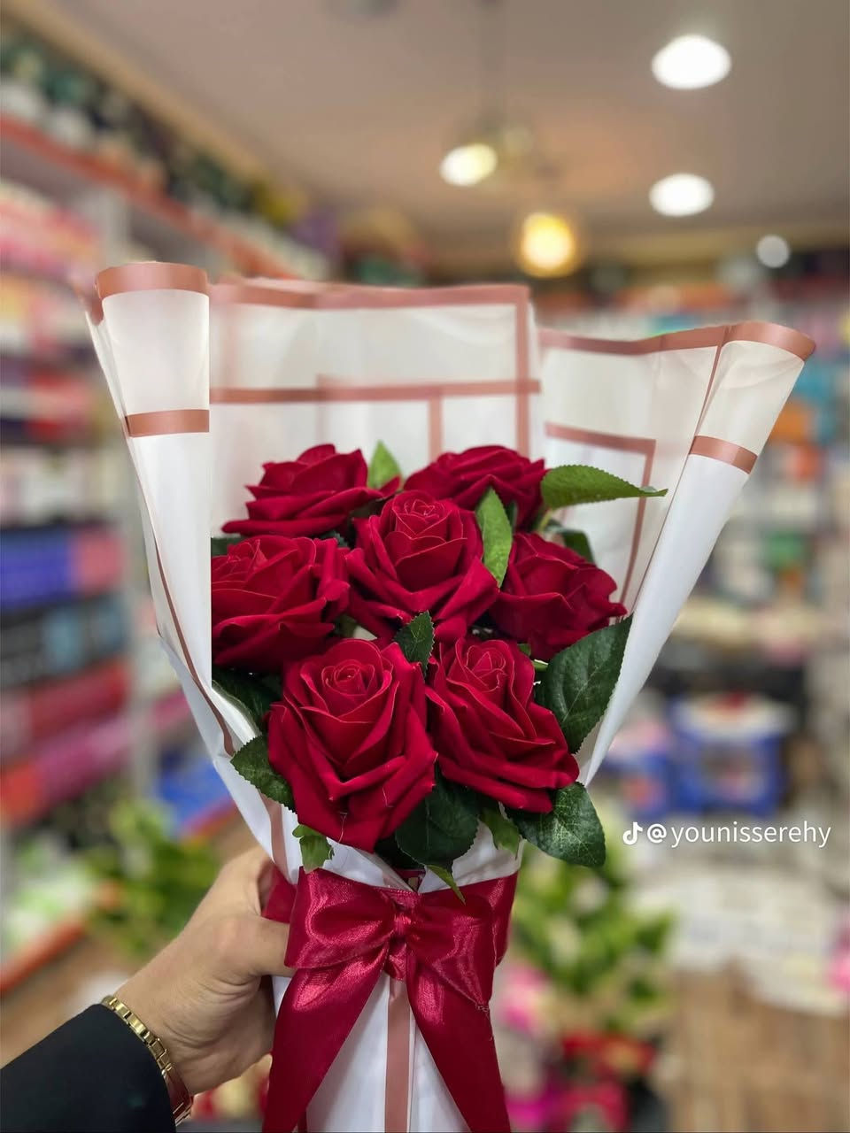 اجمل باقات تلكوهه يم حكايت بوكي 🥰
ونسب اسعار يمنه وبس 🥰


**إذا كنت صاحب هذا الإعلان وتريد حذفه لأي سبب، رجاءا أرسل رسالة إلى الدعم الفني**