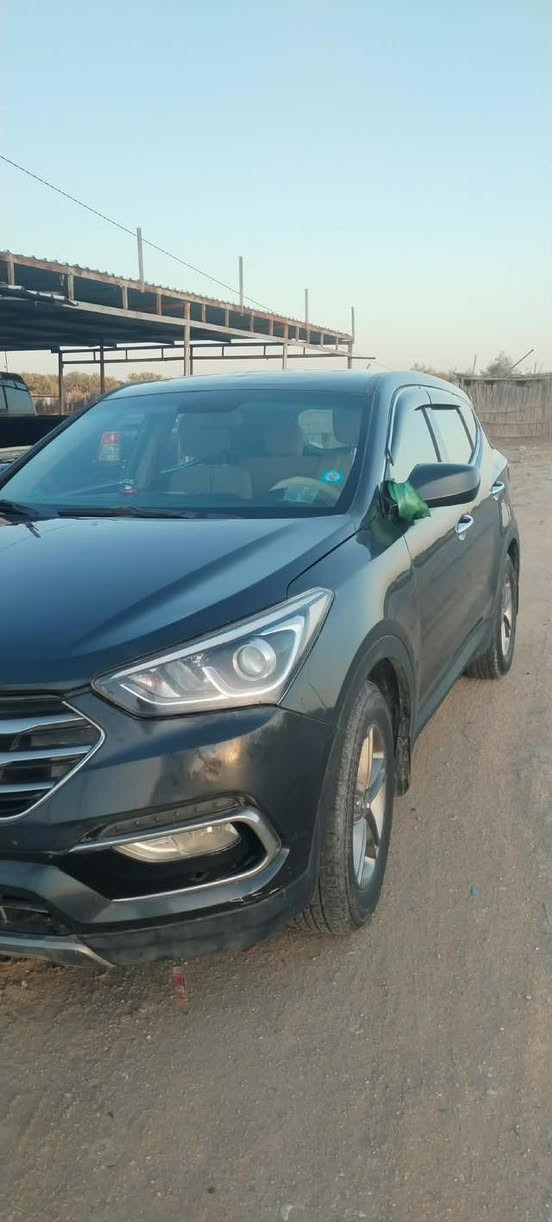 السلام عليكم
سيارة سنتافي موديل ١٨مكاني بابل الحمزه الغربي أمريكي جاملغ ونبيد السعر ب١٤٠وبيه مجال***********
