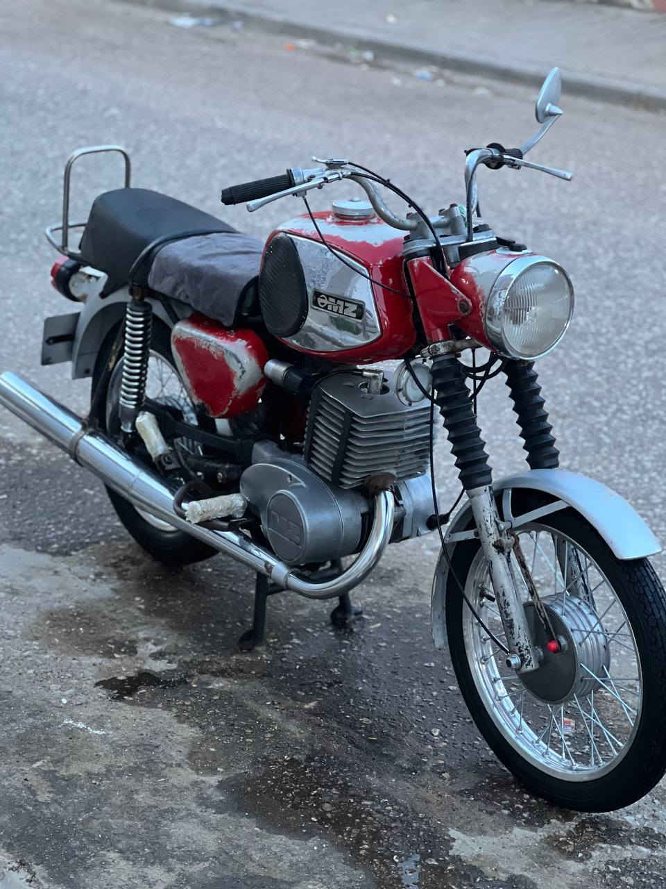 السلام عليكم من رخصت الادمن دراجه مديل 1981 بلاديه راس وچعب حته البراغي قطره لحيم مابي سايس واحد كله بلاديه الدراجه رقم وسنويه بدون راعي مكاني نجف سعره خاص مفتوح الخاص ***********
