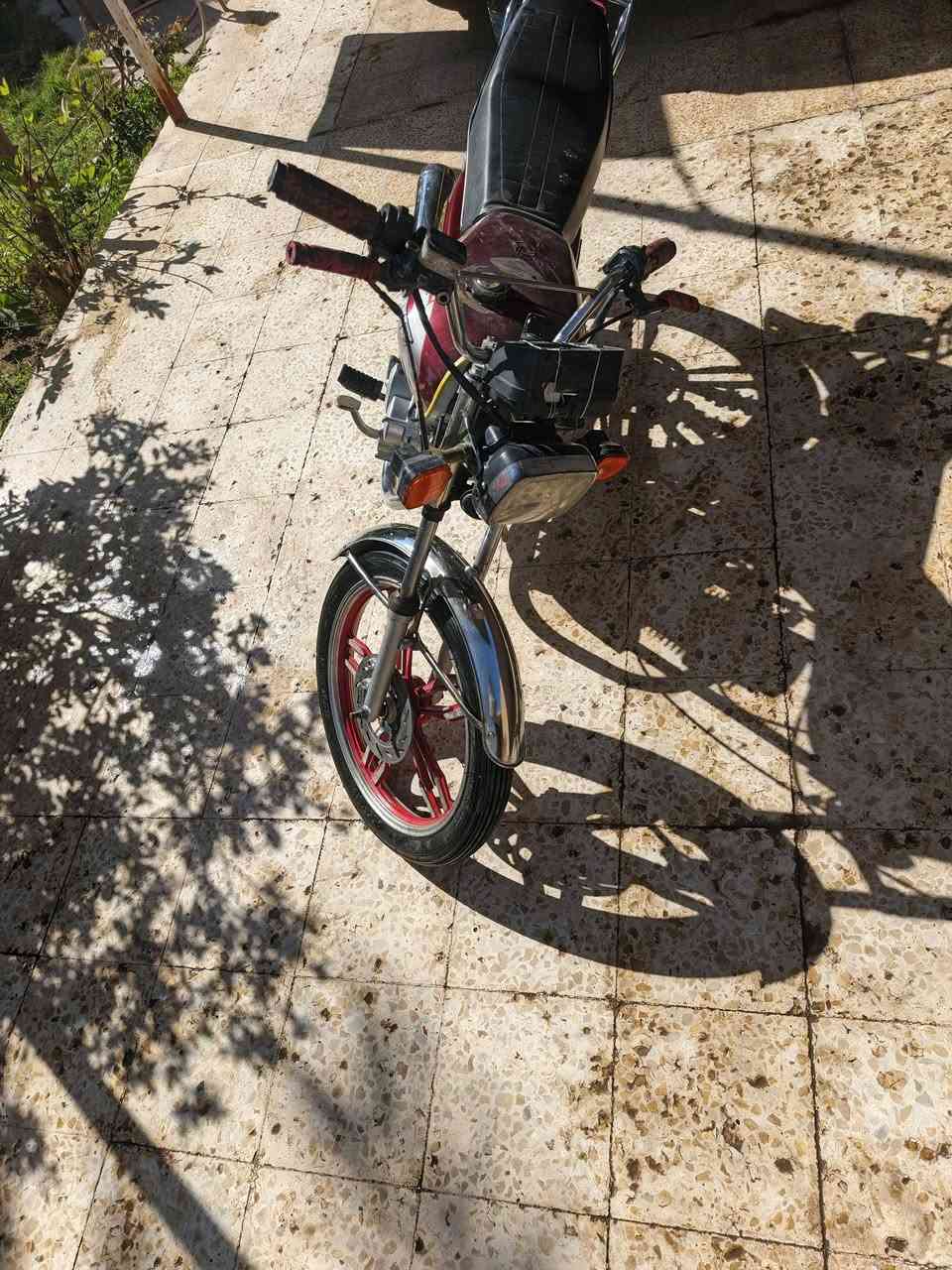 سلام عليكم ماطور للبيع السعر ٣٢٥
محركه مجفت جديد 
***********
