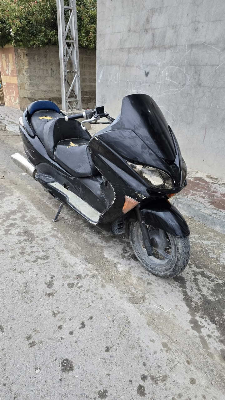 السلام عليكم فورزه 9\0 للبيع محرك جديد ممفتوح جويتر نظيف رون 1 ثابت كشر زين ممظرب مكان جلولاء 
رقمي ***********
