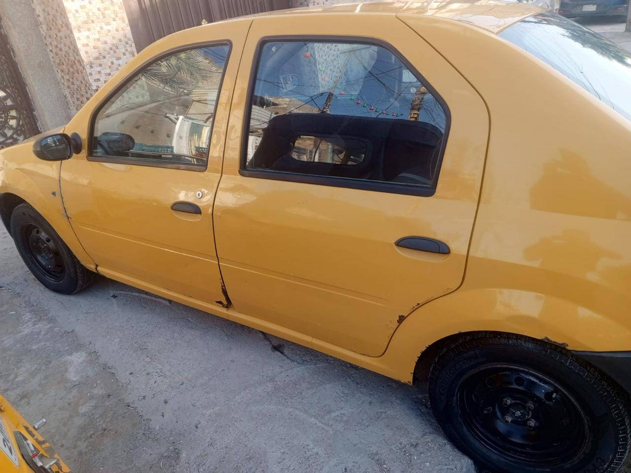 السلام عليكم رينو لوكان 2010 بسمي بيهه قطعتين صبغ بدون حادث كير محرك جدد السعر 32 وبيهه مجال *********** اتصال فقط ماجاوب خاص
