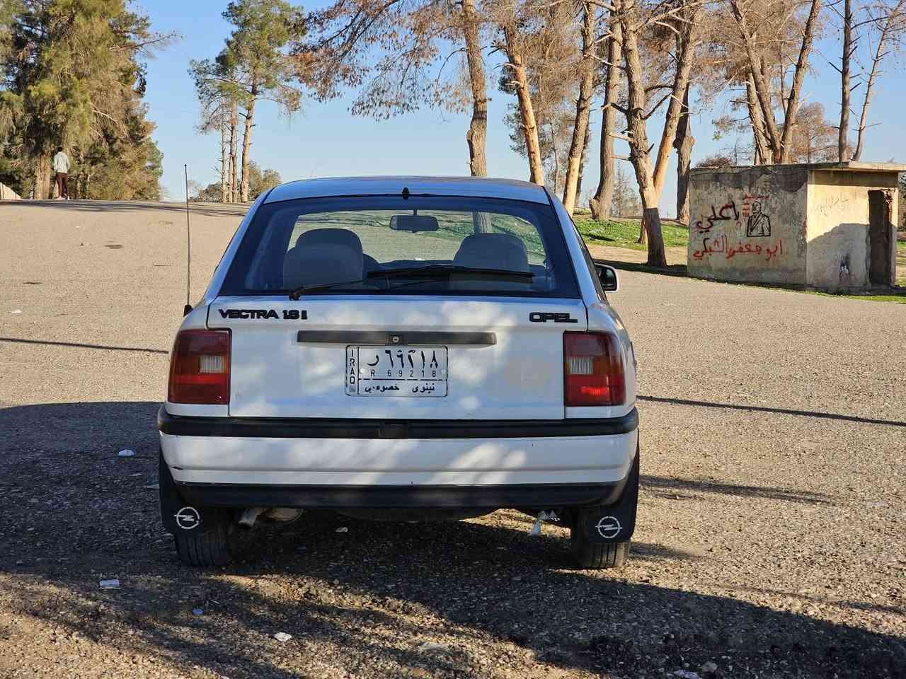 للبيع فقط 
سعر 42
اوبل فكترا موديل 92 جنطه
محرك حجم 18 المرغوب
كير عادي  
سلايت 
قفل مركزي 
ستيرن بور 
رقم نينوى ألماني شرط التحويل والوكاله 
كابون بنزين بيها ⛽️ 
🚫صبغ دواير خلف ودوسات مصلحين وجاملغ  امامي 🚫
السياره جاهزه 
العنوان موصل حي المحاربين 
للإستفسار الاتصال 
***********
***********
