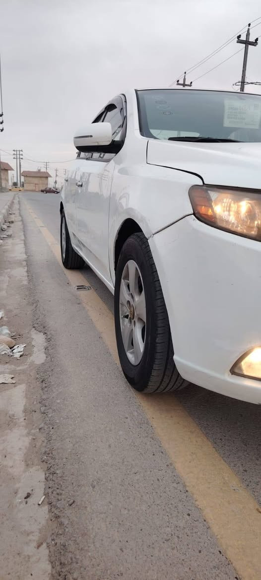 سلام عليكم سيراتو موديل٢٠١٣ كير و مكينه وتبريد مكفولات صدر أمامي وخلفي جديد تخم تاير جديد سياره جاهزه اي نقص مابيهه سياره بيهه اربع قطع ابيع احزام رقم أربيل سنويه نافذه تريد تحويل تريد وكالة فتحت شقف اشاير بالمري مري شفط تبريد بيانو مكان السيارة واسط عزيزية معروضة ب ٧٣ وبيهة مجال بسيط ***********
