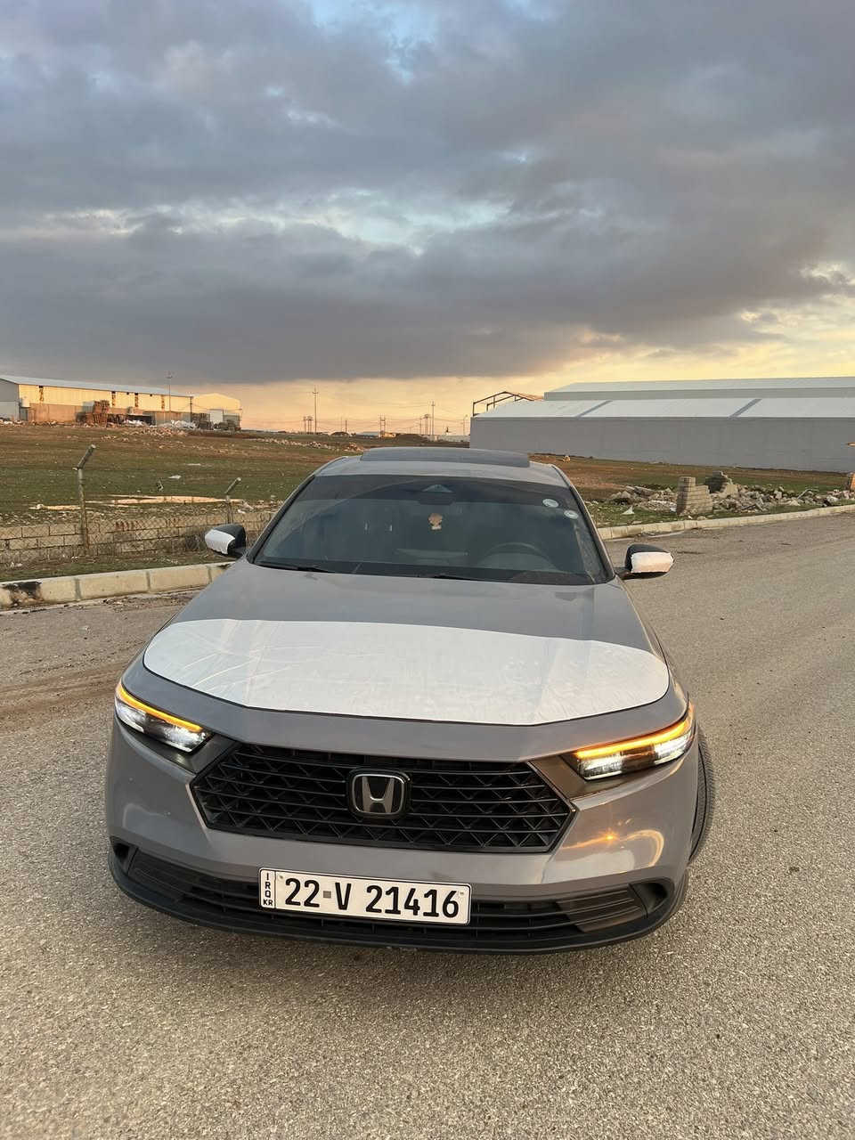 مرخصت الادمن
سلام عليكم  اخواني اخواتي 
هوندا اكورد   موديل2024    فول مواصفات 
السعر😱165$فقط
مكينه20+هايبرد
سياره مرقمه اربيل كل شي جاهز رقم سنويه هزه كله جديد
مكفوله من دواخل  بدون ايرباكات شرط
الصبغ   /اثر شخط صغيره انطيك حزام شرط داعامياات بلاديه رقم شاصي السياره موجود بل صور شوف الحادث 
استفسار عن واتساب او رقم هاتف ***********
