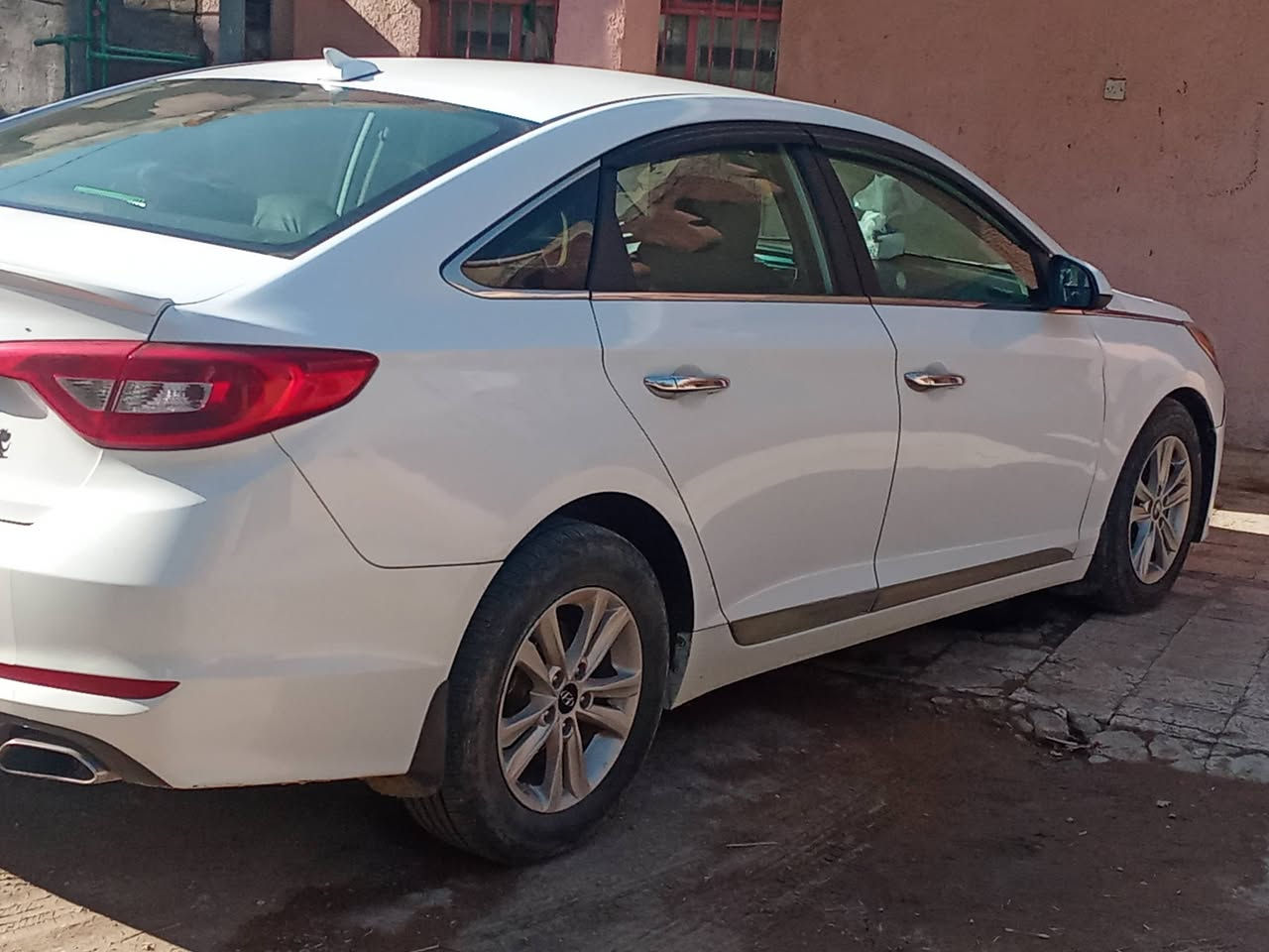 السلام عليكم للبيع سوناته17 رقم ارببل نكليزي وارد امريكي ضررها دعاميه فقط الاستفسار ***********
