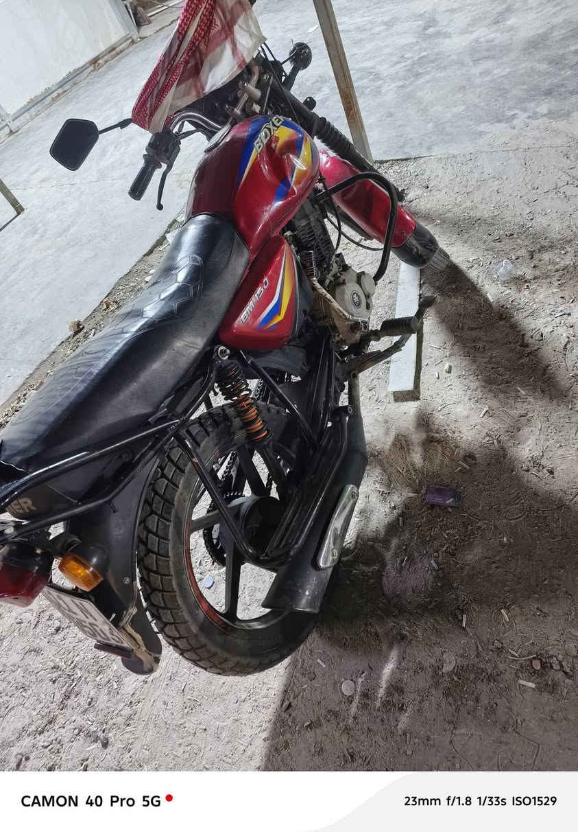 بوكسر كلاسك 2020 رقمين اوربي "سنويه" اصولي صاحبه الشرعي إبغداد يبصملك نواقصه بستم ورنكات وعينه والرُكبه بيها عواج بسيط... قيم واخذ متوازي على بيعته.... مفتوح خط و مسنجر و واتساب ***********(الأنبار /قضاء عامرية الصمود
