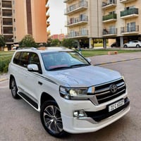 لاندكروزر GXR • ٢٠٢٠ • ماشي ٦٧٠٠٠