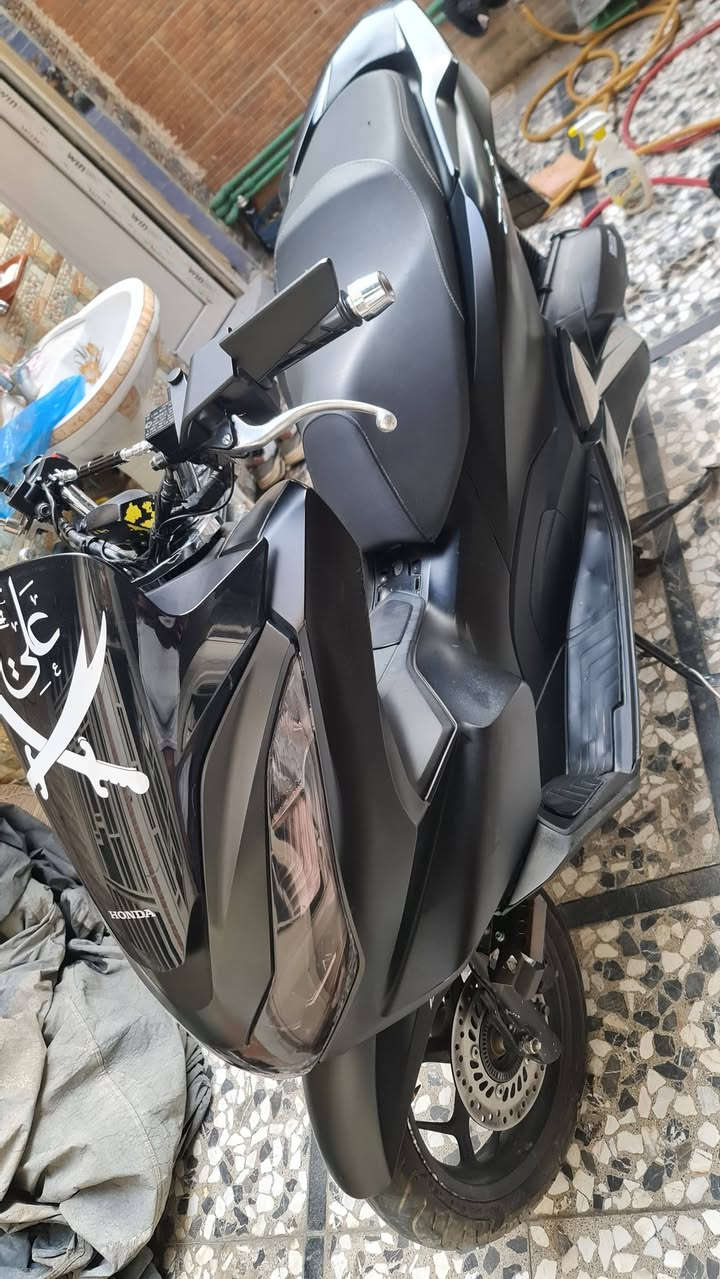 دراجه pcx جيل 4 دراجه خير من الله  بانزين كله محسن
دهن ايضاً مؤتل دراجه بلاديه
ماشيه 50
للبيع 
بغداد البلديات  
***********
