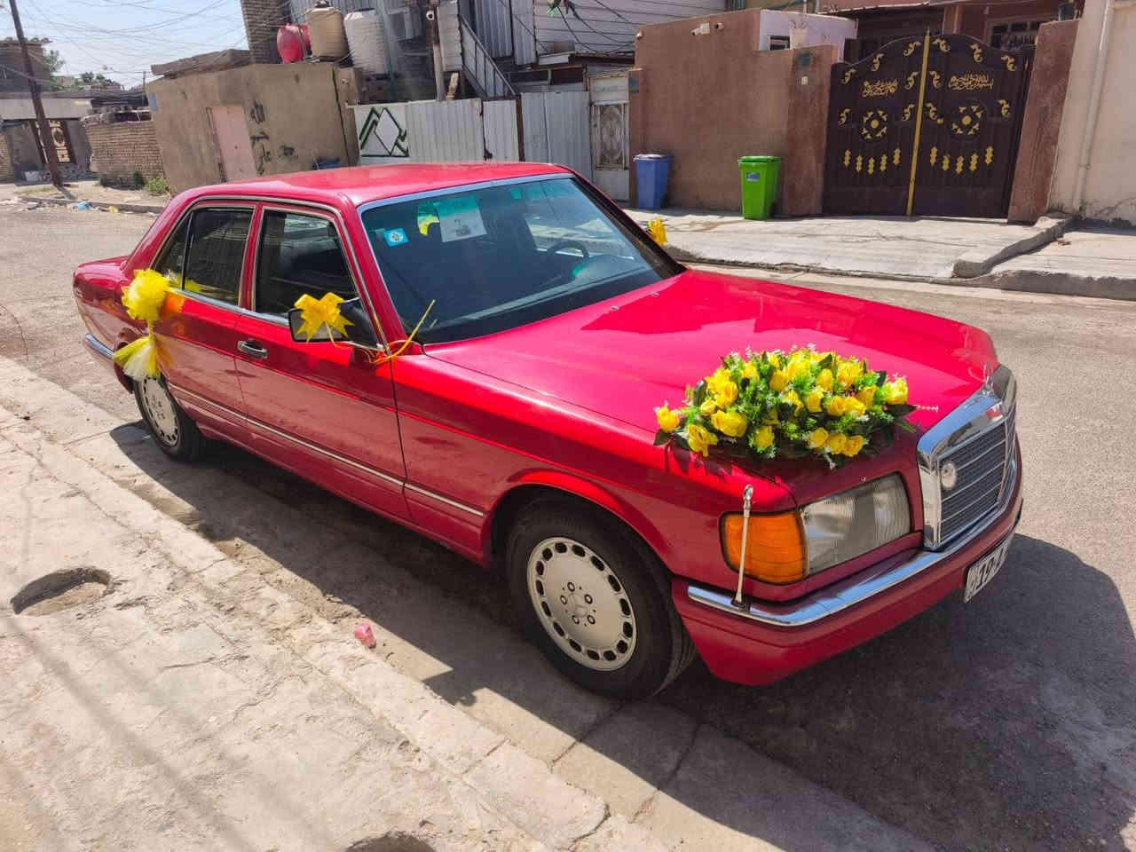 سلام عليكم مارسدس رقم كربلاء مكينه وكير بلاد سيارة نضيفه حيل دواخل جديده بدون حادث صبغ للجماليه موديل ٨٤ بسمي سنويه جديده السعر ٦٥ وبيها مجال بيع فقظ مكاني بغداد. ***********
