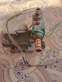 ماطور ماء للبيع مستخدم شهر واحد سعره ٤٠ الي يريده يتصل 07714012903