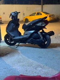 سكنس فحل صار شهر وعشر تيام من نزلته دراجهً تخبل   كفالهً السعر  1400 0...