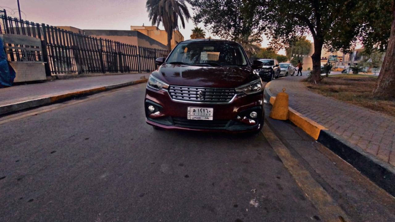 سلام عليكم
سازوكي ارتيكا 2020 
7 راكب 
محرك 1500cc 
4 سلندر 
ماشية 128الف km
كير محرك كهربائيات  مكفوله 
سيارة بيها دوشمة كاملة تفصال وارضية جلد بكل السيارة حتى الصندوق 
سيارة مرتبة ومامتعوبة دهن كلة بالشركة 
موجود دفتر مال تبديل الدهن 
سيارة بيها طخات خفيفة ومصلحه 
مواصفات السيارة 
بصمة 
مري شفط 
بصمه ابواب مال سايق والصدر 
حساسات خلفية 
تبريد قطعتين الخلفي 5 دكتات مسطرة تحكم خلفي بالتبريد  
كل صف بي جداحة 
السيارة عليها مليونين مال شركة 
توكع من سعرها 
غرامات ماعليها تحويل مباشر 
للستفسار الاتصال على 
*********** موجود واتساب وخاص 
العنوان بغداد الاعظمية
