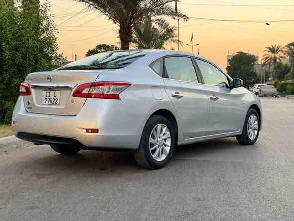 السلام عليكم
نيسان سنترا ٢٠٢٠ ياباني مو صيني ماشيه ٦٣ الف حقيقي السياره مكفوله من صبغ وتبديل فقط بارد مكانين صغار وبيه شخط صغير السياره حلوه ونظيفه ومابيه اي نقص محرك وكير عل الشركه مكفول صدر تبريد كله مكفول بسمي سنويه تجديد إلى ٢٠٣٠ رقم جديد مكانه السيديه سعره ١٣٢ وبيه مجال تلفون *********** ابو يوسف
