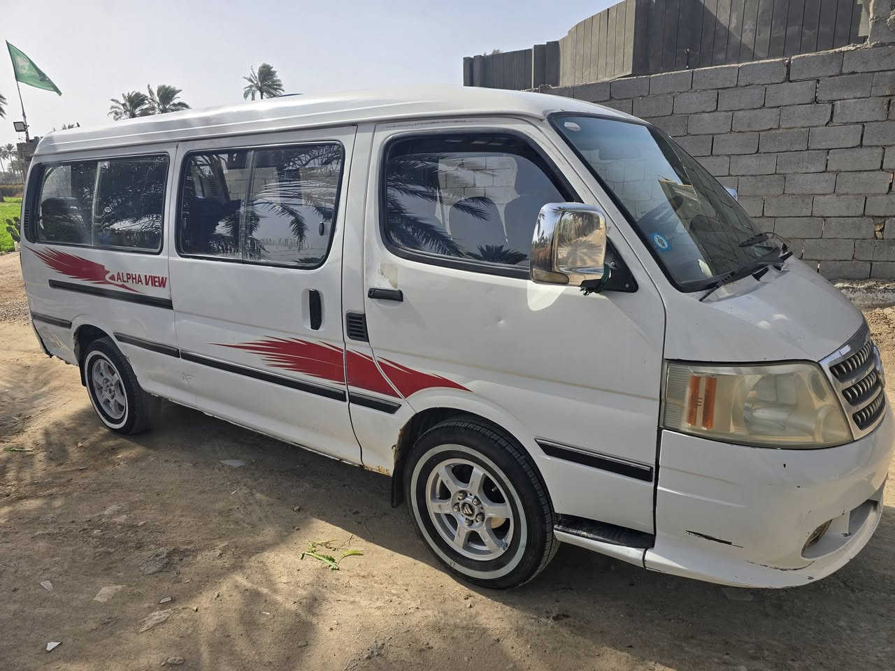 السلام عليكم فوتون 2014  مكفوله ماعدا المحرك بيه تنقيص رقم بغداد انكليزي مصفره هيئة وغرامات تحويل مباشر السعر 80 وبيه مجال للاستفسار اتصل ***********
