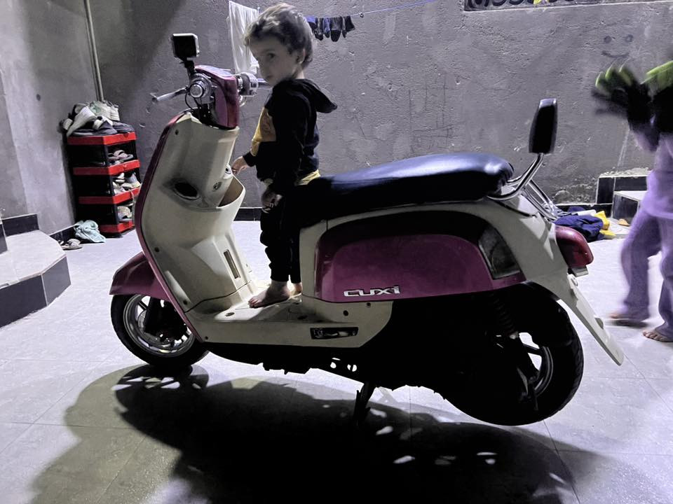 سلام عليكم بوليسي لبيع كامله مكمله كفاله عامه بوشه 49كفاله عامه لا مفتوحه ولا شي وشرط عل فحص وين ما يعجبك كزوز رياضي بيه  مسجل دراجه كلشي شغال بيه حته هورن 875وبيه مجال لطيبين مكاني ابو خصيب عويسان ***********
