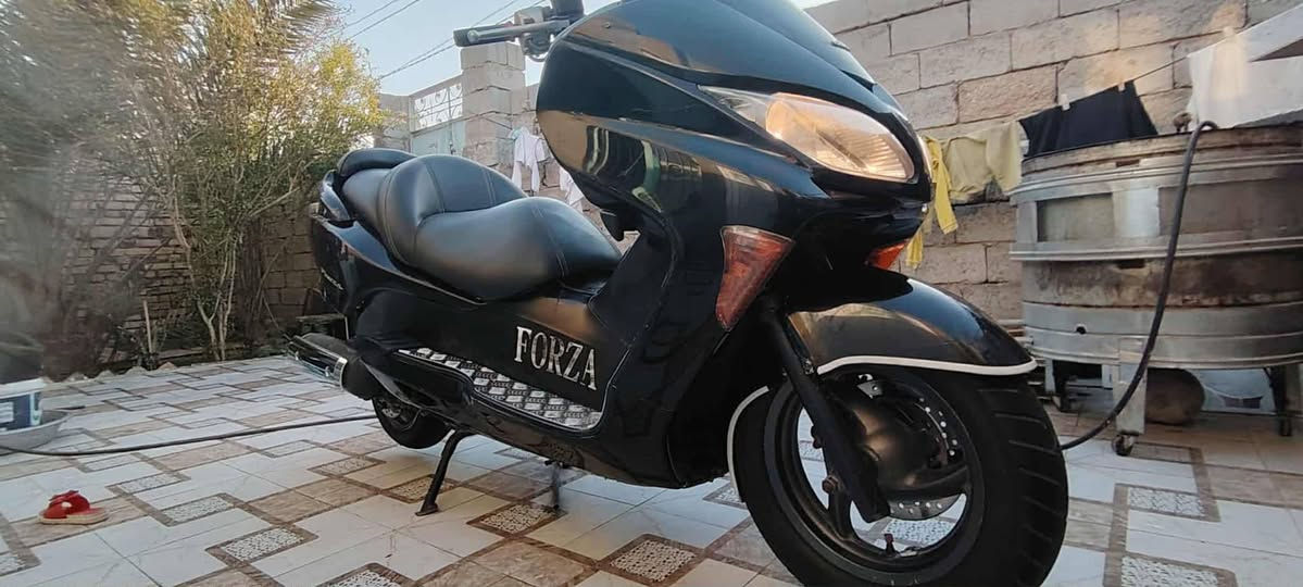فورزه 09 مكفوله  كيرر موجود بس لاغي اوراق كهربائيات كامله ما بيهه اي نقص  السعر 900 مكاني نجف،،  ***********
