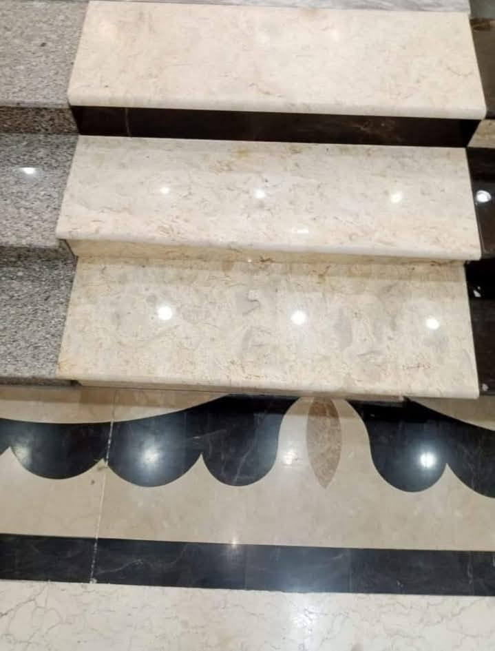 #سلام #عليكم
#الراضي #للكاشي #ولمرمر
شجع المنتج لوطني 
 كاشي عراقي باحدث المكابس اوتماتيك  40×40 
وباحدث الجلايات. وناجح 😮
      بل فحص المختبري بأمتياز💡
الرمل مغسول خالي من الاملاح
الحجر مغسول خالي من الشواءب🔍
اسمنت عالي 🖤الجودة خاضع للسيطره النوعيه
ماحلو خالي من الاملاح اساله
ملاحضه نعلن اعن لتزامن الأرضيات كرسته وعمل
كاشي عراقي لموزايك سعر لمتر  مع التوصيل٧٥٠٠💵
كاشي عراقي مطعم بل مرمر سعر 💴11ونص الف   👉🏻المتر مع التوصيل🫴🏻. اتصل  اسعار جوه  السوك😉 ومواد بناء وسراميك وبورسلين

👈 يوجد لدينا اشتايكر 60×40
👈 يوجد لدينا اشتايكر 80×80
👈 يوجد لدينا سنادين مساطب🪑
👈 يوجد لدينا سواقي 
👈 يوجد لدينا بآيات تعليك
👈يوجد لدينا مقرنص 
👈يوجد لدينا حجر
👈يوجد لدينا إزاره
👈 يوجد لدينا رصيف
👈 يوجد لدينا زفت
👈 يوجد لدينا الاين حدائق
👈 يوجد لدينا ثرمستون

مستعدون لتجهيز المشاريع الحكومية والأهلية 
للحجز والاستفسار اتصل على الرقم☎️☎️
 ***********  وستاب
 
*********** وستاب

***********وستاب
#يارزاق #يارزاق
