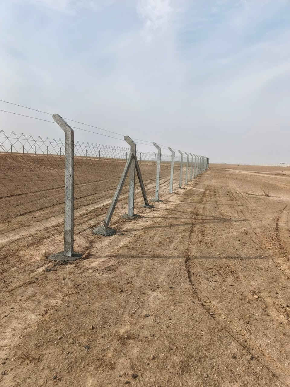 ‏سلام عليكم تعلن شركة الحسن مجتبى المتر من 5000 إلى 10,000حسب سمك سيم ومكان العمل نرجو منكم الاتصال بالأرقام التالية   ***********/***********
