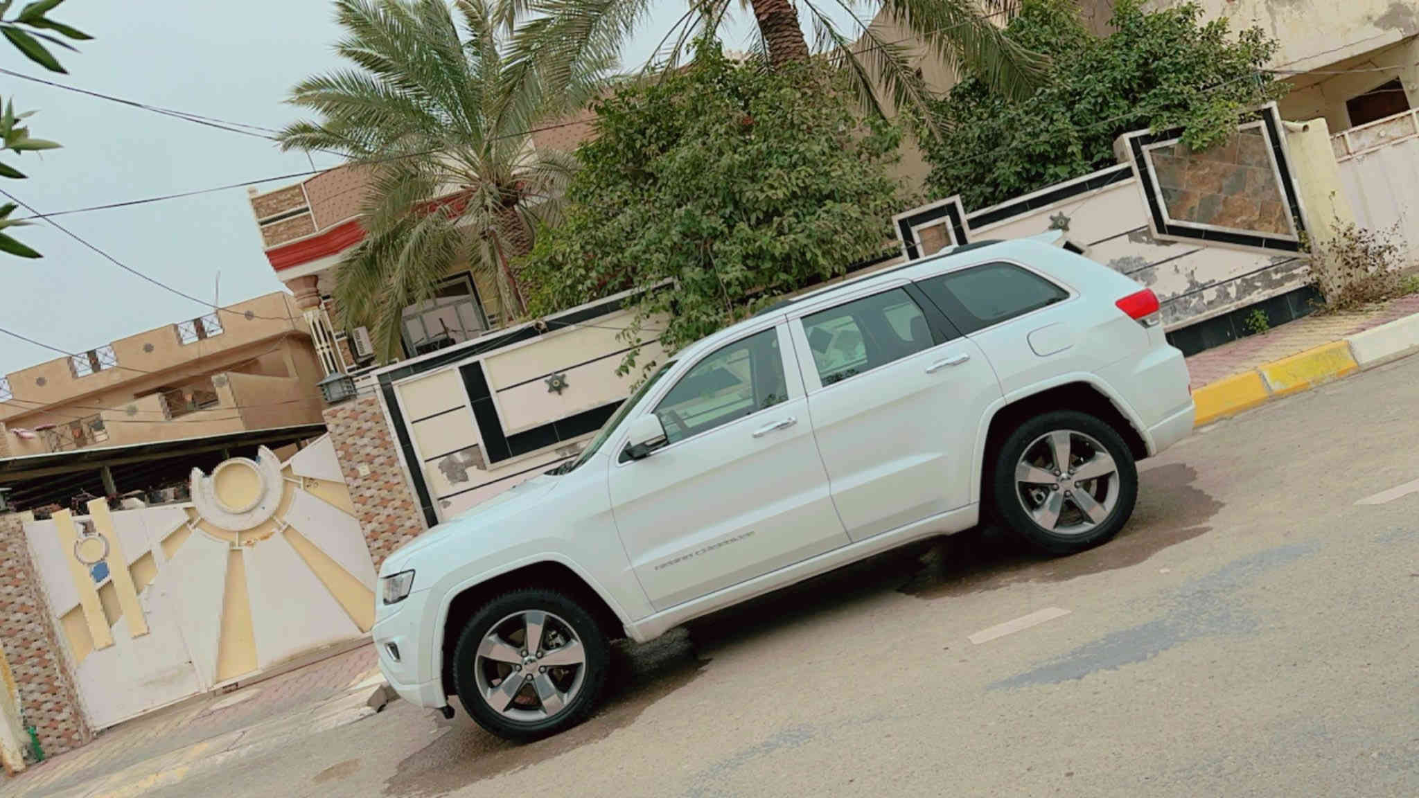 جيب اوفرلاند مكفولة  2014
خليجي وكاله العرصات 2014  4x4 فول موصفات 1/1 

حجم المحرك : 6سلندر 3600  
*ماشيه 140 .كم  شرط الفحص 

ماوس وضعيات قياده الفور ويل 
جكات 3وضعيات
* بانوراما
*غرفه السياره عسلي جلد 
*اناره ترحيب 
بصمه دخول ذكي
*صندوق كهربائي 
*شاشه كبيرة 8.4
*كشنات الاماميه كهربائي 
*خزن وضع المقاعد والستيرن 
*ويل حجم  18
هوك امامي خلفي
*شفتات ستيرن 
* كاميرا خلفية 
* حساسات خلفية وامامية 
*دبل كزوز 
* مرايا متحركه عند الرجوع للخلف  
*تعتيم مريا 
*ستيرن كهربائي متحرك  
داخل عسلي 
* كشنات تدفئة امامي وخلفي 
* كشنات امامي تبريد 
* ستيرن تدفئة   
* لد امامي لايت زنون
*زراك لايت
* سستم صوت ٩ سماعات دمام خلفي 
* اشارات مرايا 
*كير طيارة 8 نمر 
* تحكمات ستيرن فول
* تدفئة مرايا جانبيه 
رقم بغداد مشروع وطني 
السياره جديده 
تخم تاير 
صدر جديد 

بيع فقط اعتذر عن المروس

السعر 258 وبيها مجال بسيط

مكان السياره بغداد الجديدة 

***********
