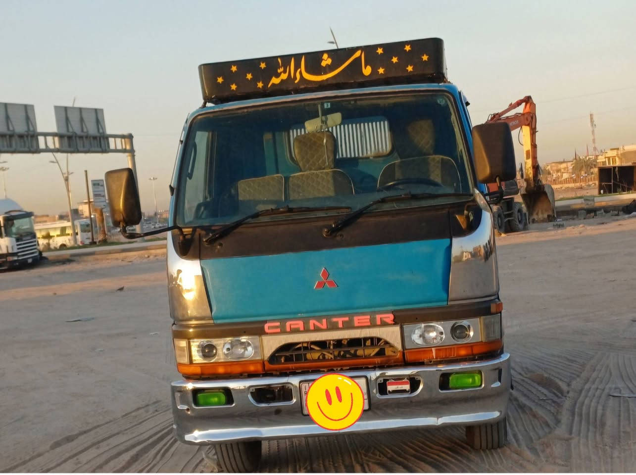 السلام عليكم 
كنتر قلاب للبيع فحل موديل 95 مكينة جديدة حجم 33 شاصي مكفول رقم بصرة سنوية ما منتهيه بأسمي السيارة تحويل مباشر السعر 150 رقم الهاتف ***********
