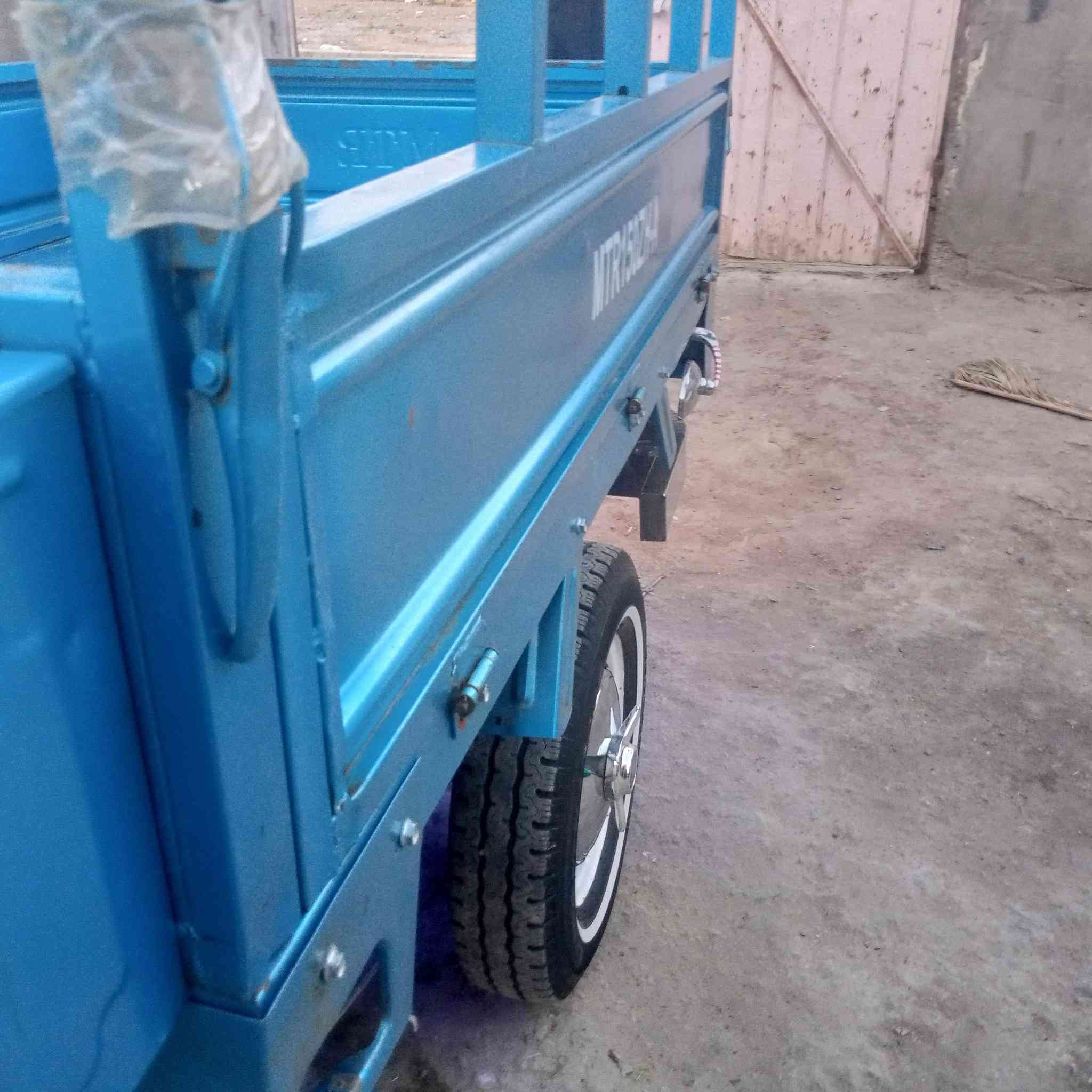 سلام عليكم شباب ستوته البيع اوراق صوليه موديل 2017 تعمير كله 2025 ستوته مال جناي اكسنهه مقفل تايرات 3 جدد مكينة 25 دعاميه ستيل كهربائيات كله شخال شراي بيخير ودلل ولموشراي رجاء لاتخل هاضه رقم ***********
