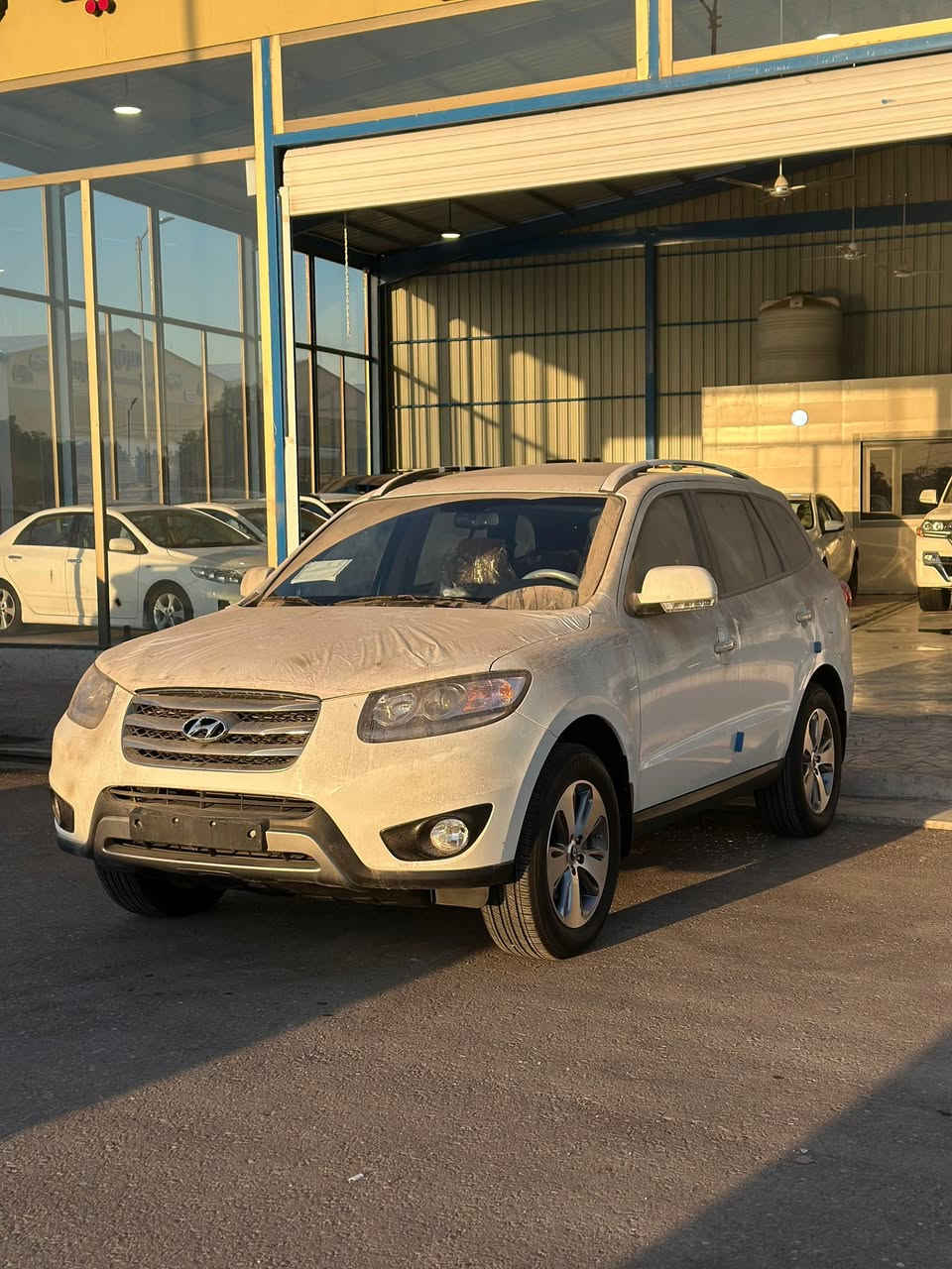 معرض التحسين الذهيباوي  💥✅🔔
سنتافيه 2012 خليجي 
 فول مواصفات للاخير  1/1 ( زيرو ) مخزونه السياره #زيرووووو 🔥🤩❎
عداد المسافه 5 الاف كم
السياره زيرو بعدهه بفابلون الشركه وبنايلون الشركه بعدهه زيرووو 
مضمومه 10 سنوات متروكه بعدهه بتراب الشركه البصمه 
الثانيه  السياره مخزنه مضمومه وعل شرط كفاله من جكت 

للأستفسار :
 
***********
 ***********
______________

الابره المواصفات فول 1/1
كشن كهرباء 
داخل جلد اصلي
بصمه تشغيل 
حساس خلفي 
داخل صاج 
تحكمات استيرن كامل 
7 راكب 
3 قطع تبريد 
محرك 6 سلندر 3500
ويل 18 فراشه سبيًر منازل 
السياره فول 1/1 وزيرو وبل عافيه عل تكون من نصيبه 
رقم بغداد دولي بسمي هزه وسنويه جديده
