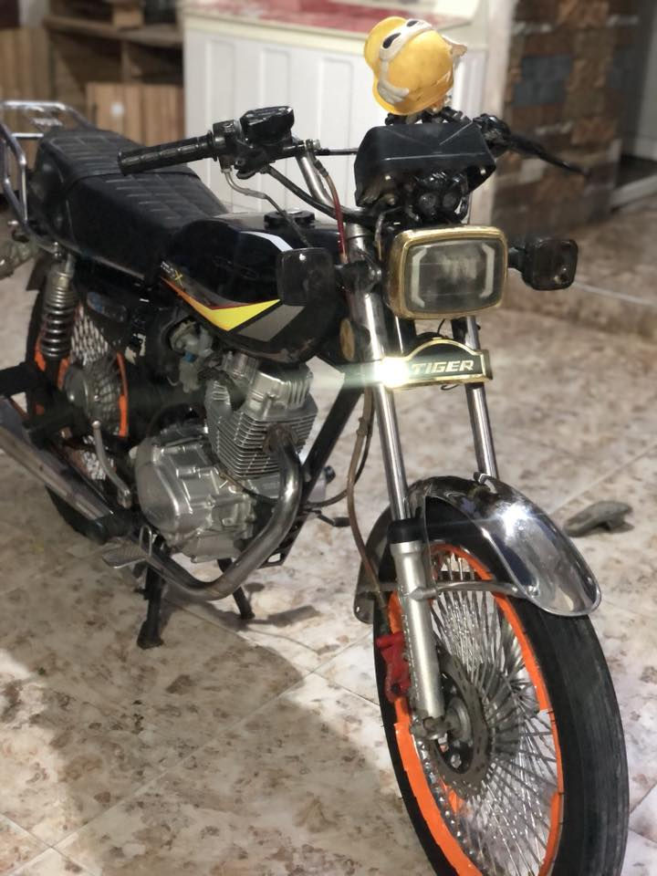 سلام عليكم ماطور للبيع سونيك 4كير مامفتوح الصوت لا صرف موديل 25سعره 475رقم موبايل ‭0787 763 7458‬
