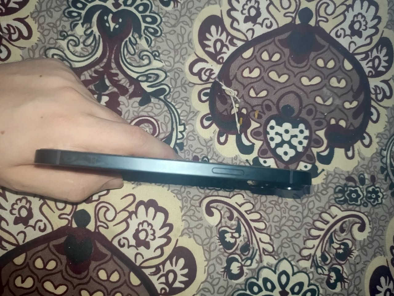 سلام عليكم 14 بلاص بلادي شخط مابيي وكلشي ممبدل بي ومافتح ولامصلح بطاريته 87 للبيع السعر 550 وبي مجال مكاني بغداد شارع حيفا ***********
