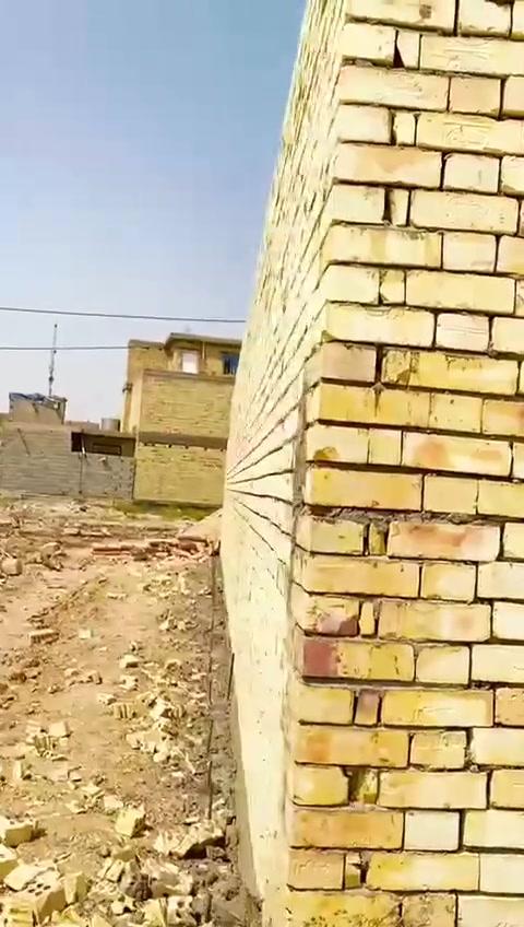 خلفه بناء درجه اولى ستلام مهندس. نشارت لمونه بقالب على دبل قطعي بسعار مناسبه تصل *********** ودلل نشتغل جميع مناطق بغداد 
مكاني بغداد
